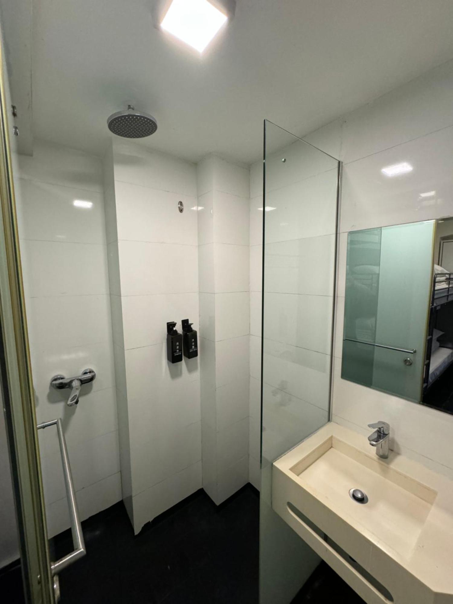 D'Nova Hotel Bugis Singapura Luaran gambar